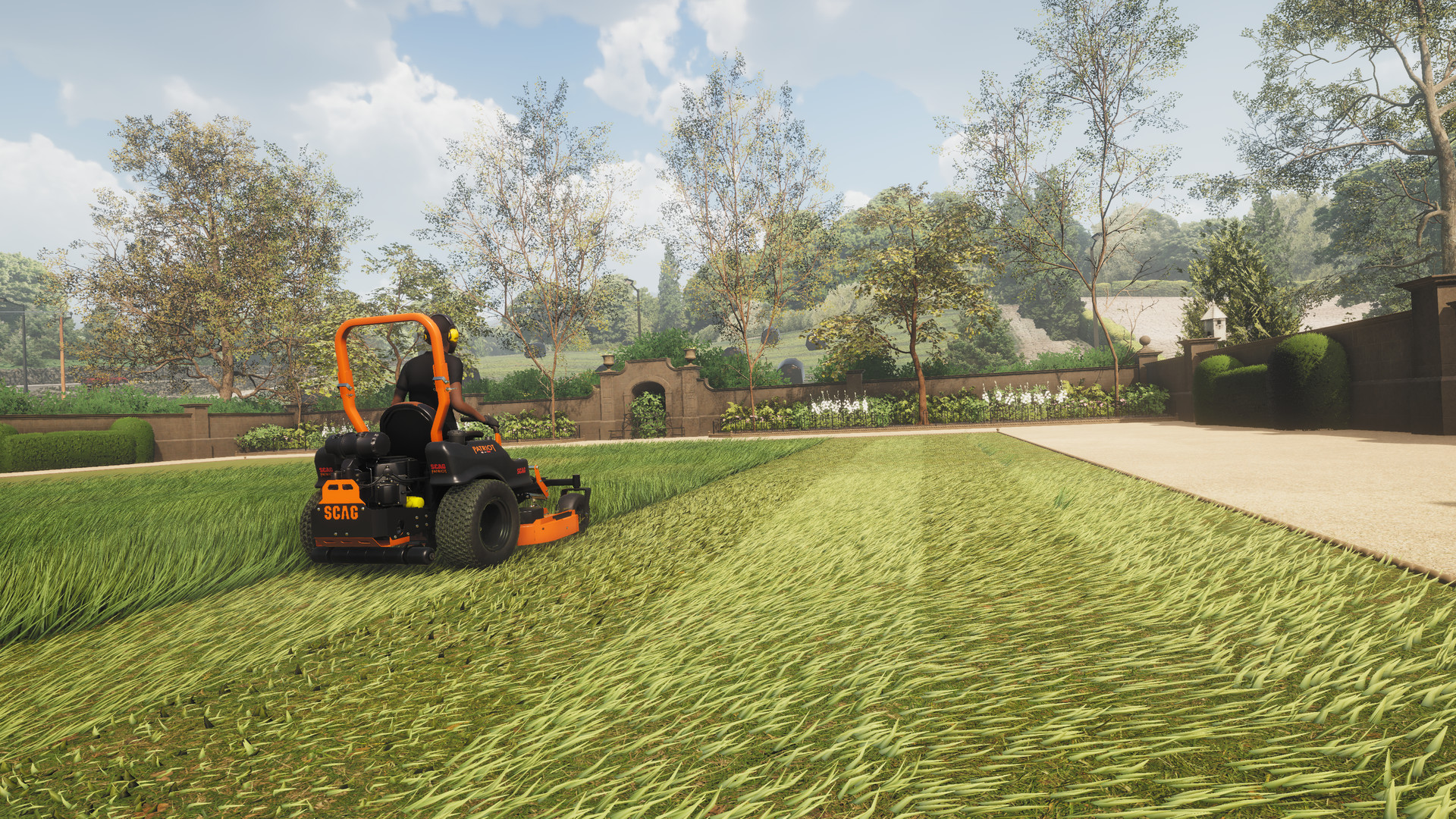 Изображение игры: Lawn Mowing Simulator