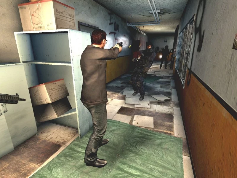 Изображение игры: SWAT 4