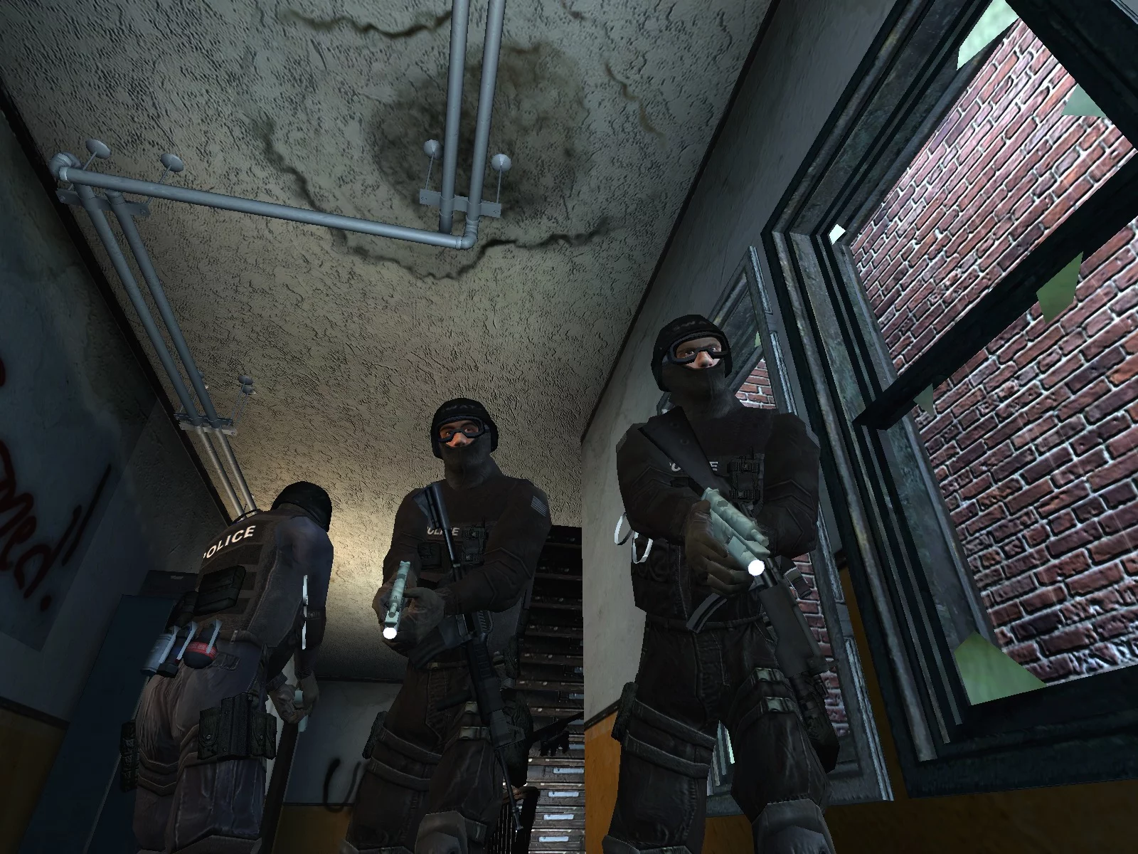 Изображение игры: SWAT 4