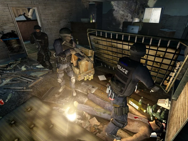 Изображение игры: SWAT 4
