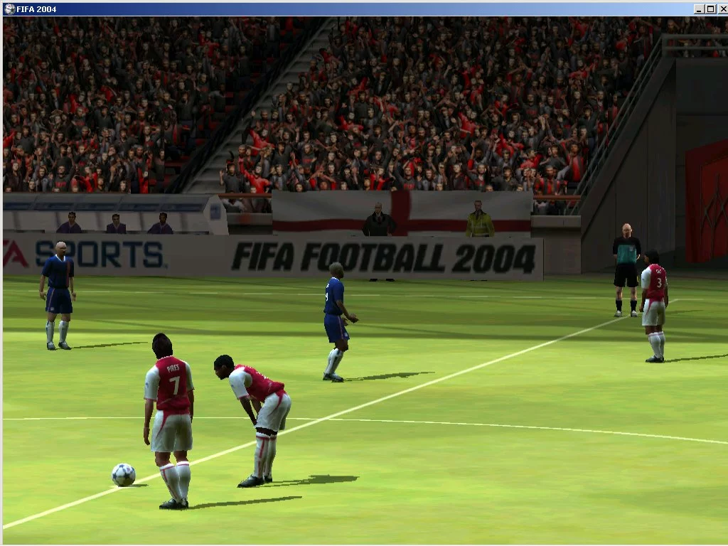 Изображение игры: FIFA 2004