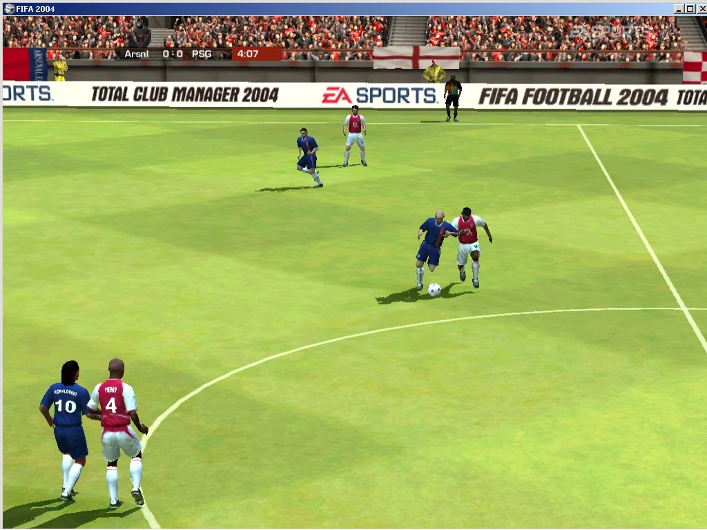 Изображение игры: FIFA 2004