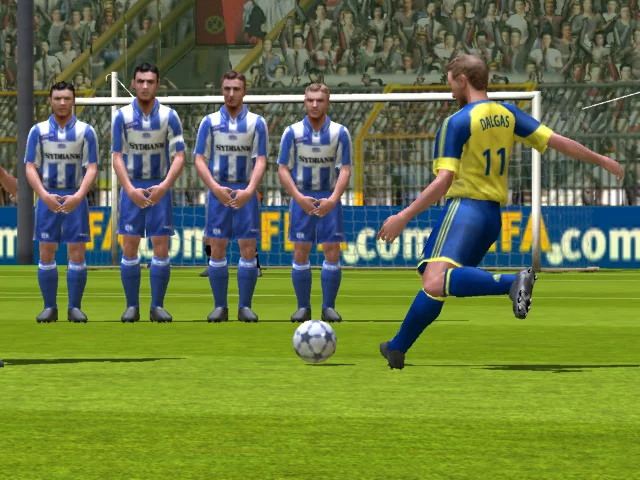 Изображение игры: FIFA 2005
