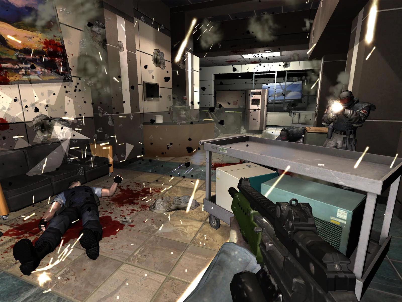 Изображение игры: F.E.A.R. Platinum