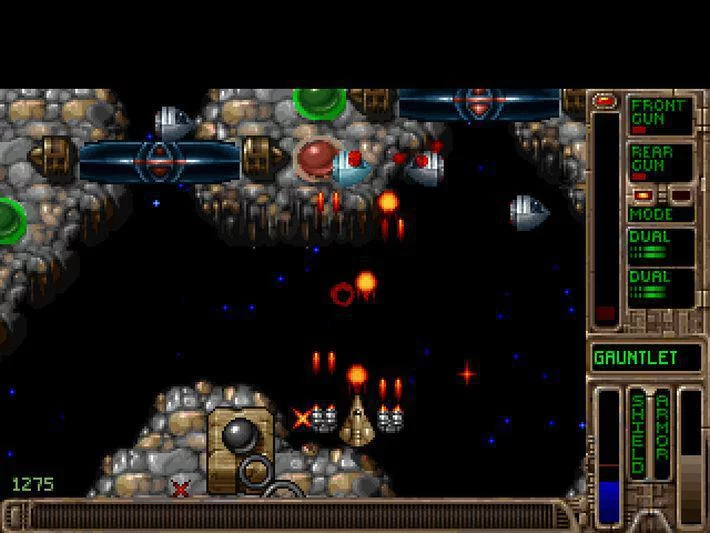 Изображение игры: Tyrian 2000