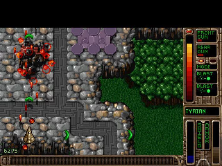 Изображение игры: Tyrian 2000