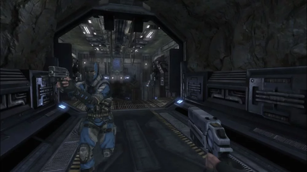 Изображение игры: CellFactor: Psychokinetic Wars