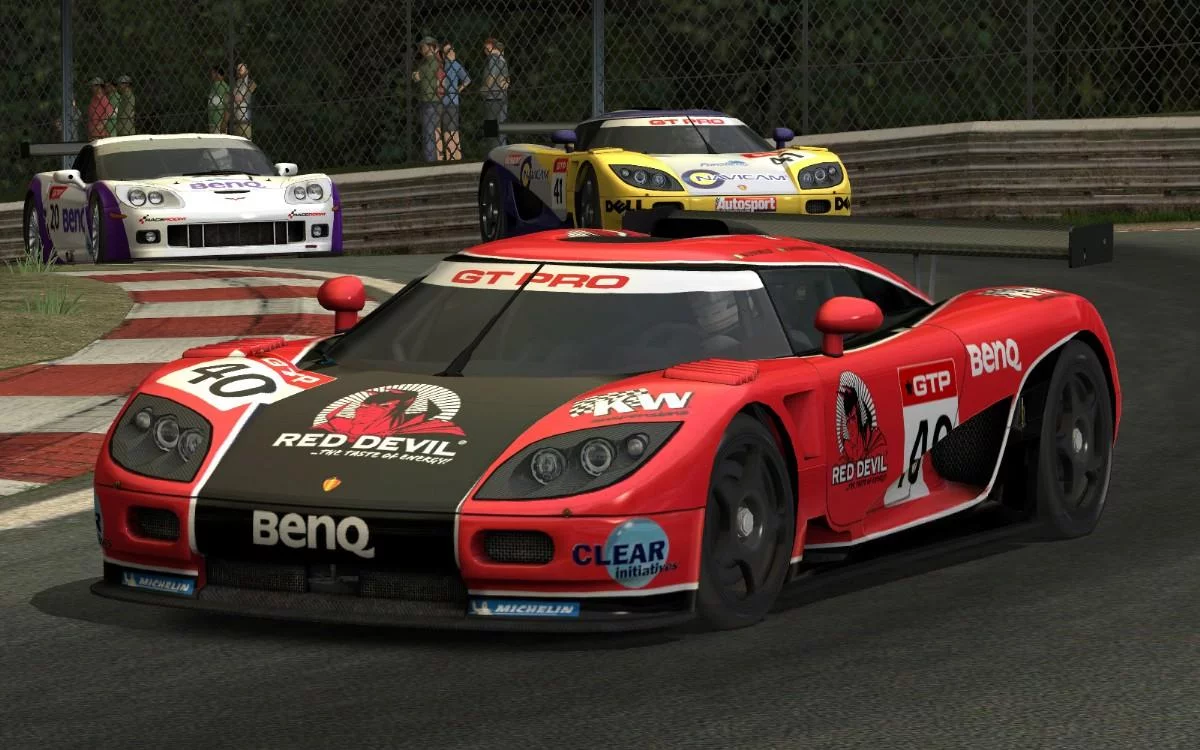 Изображение игры: GTR Evolution