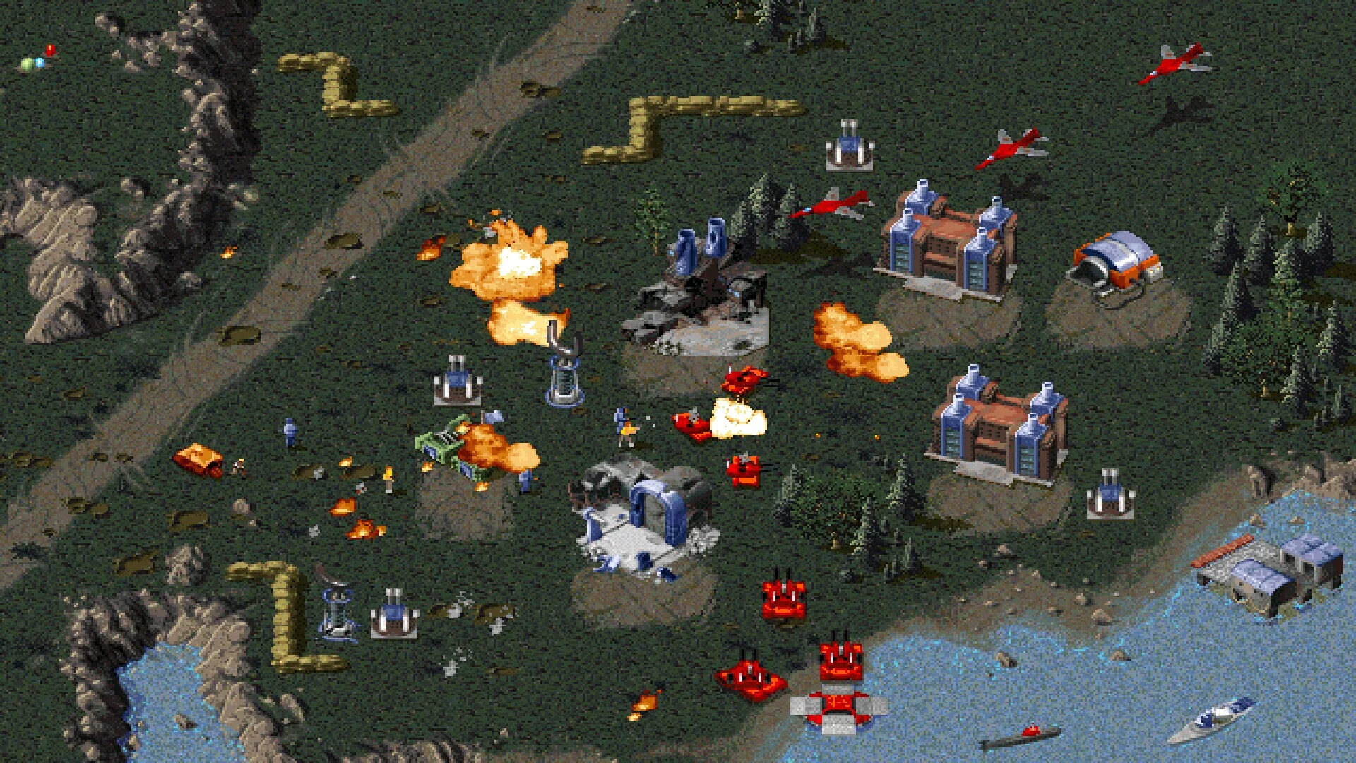 Изображение игры: Command & Conquer Red Alert , Counterstrike and The Aftermath