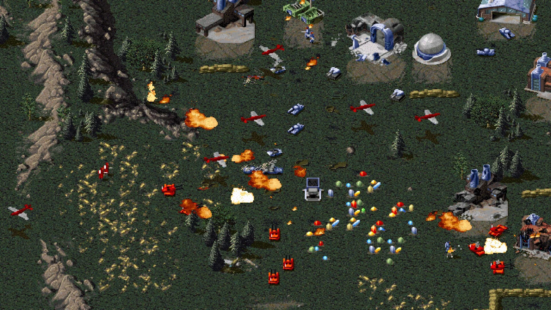 Изображение игры: Command & Conquer Red Alert , Counterstrike and The Aftermath