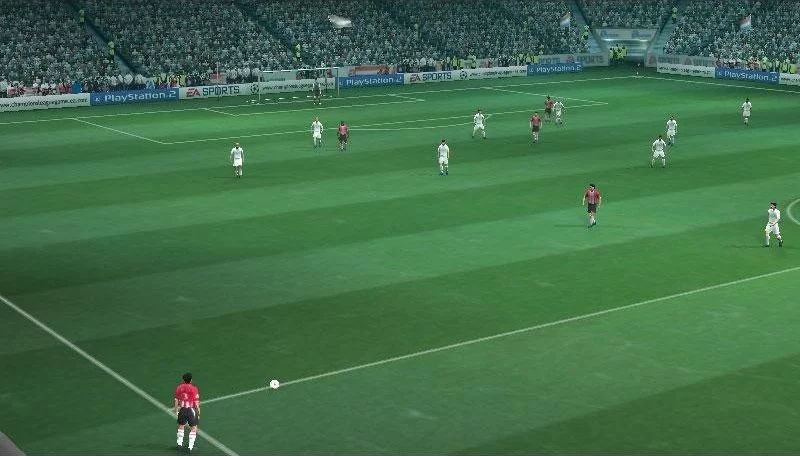 Изображение игры: UEFA Champions League 2004-2005