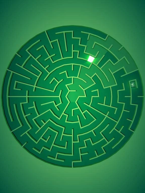 Изображение игры: Maze: path of light