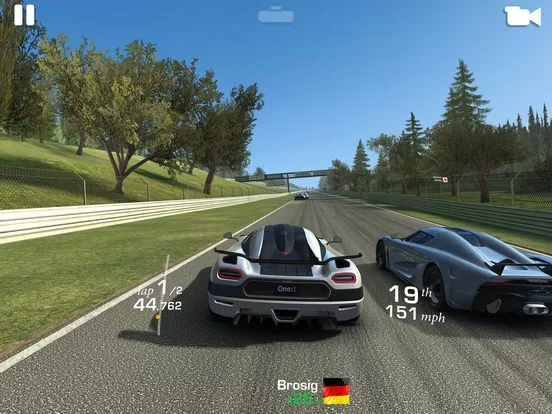 Изображение игры: Real Racing 3