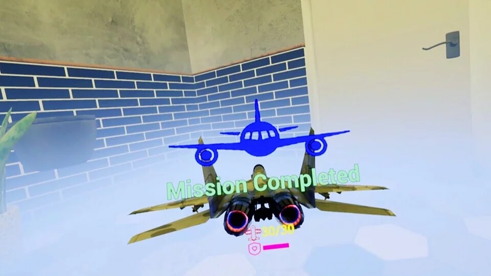 Изображение игры: Re shrinking conflict: VR indoor air battle