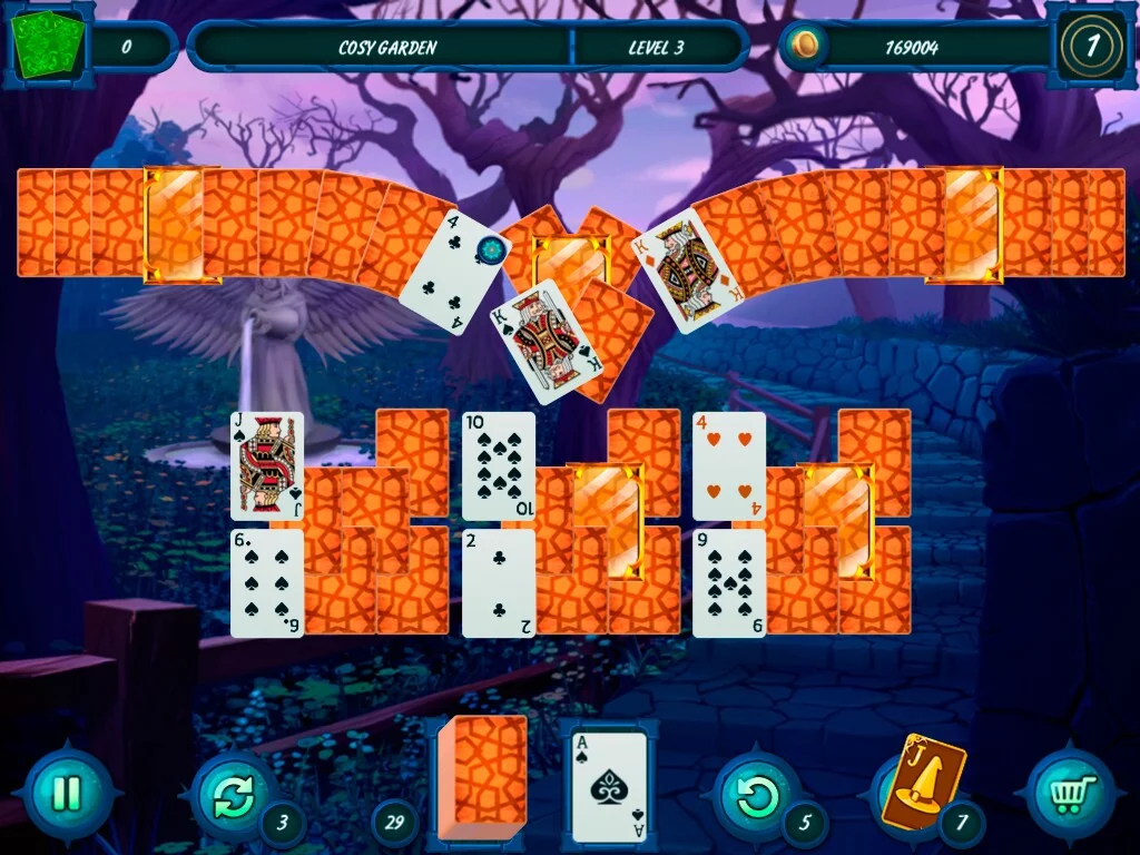 Изображение игры: Fairytale Solitaire. Witch Charms