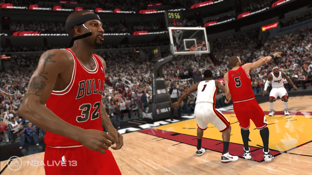 Изображение игры: NBA Live 13