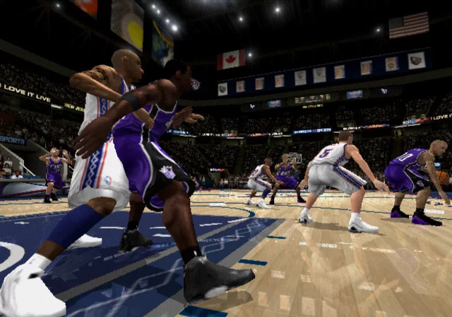 Изображение игры: NBA Live 2004