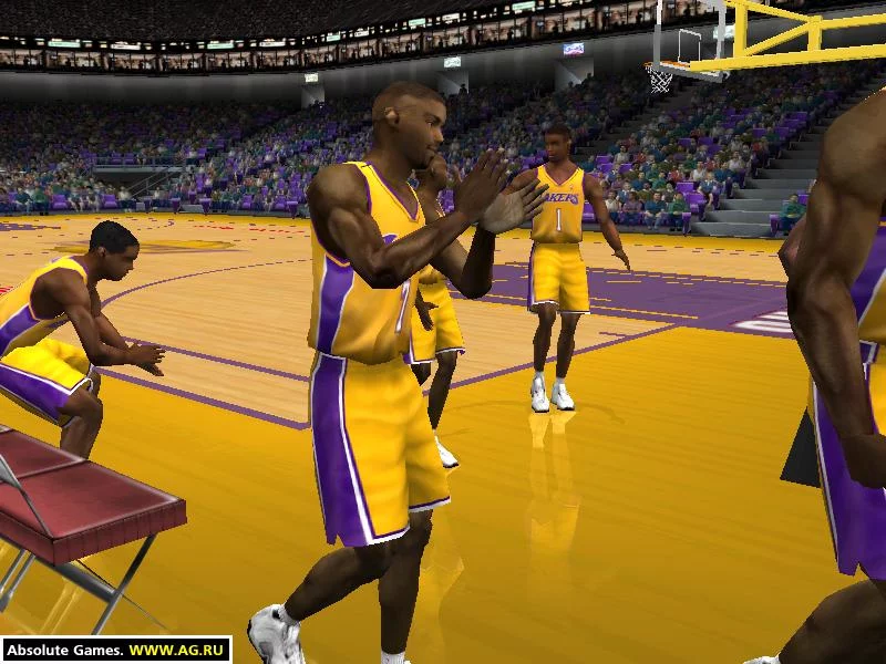 Изображение игры: NBA Live 2001