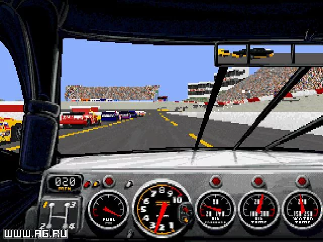 Изображение игры: NASCAR Racing