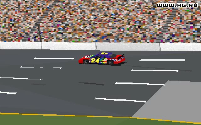 Изображение игры: NASCAR Racing