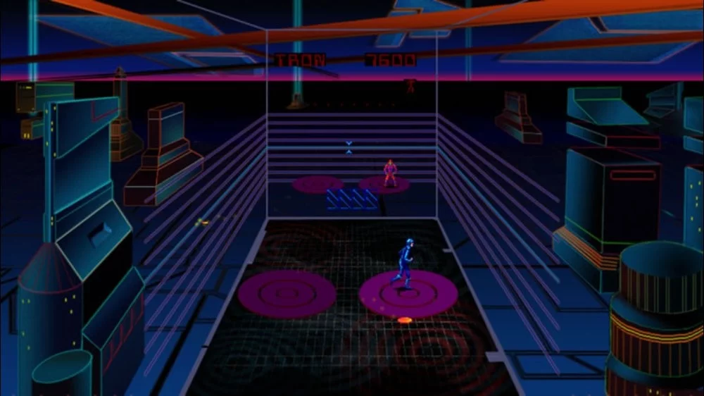Изображение игры: Discs Of Tron