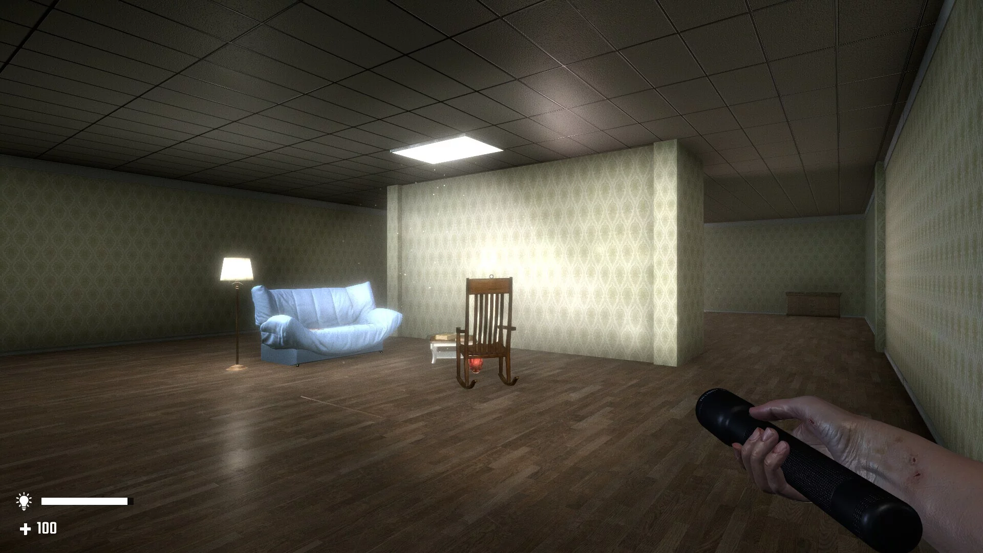 Изображение игры: SURVIVAL IN THE BACKROOMS