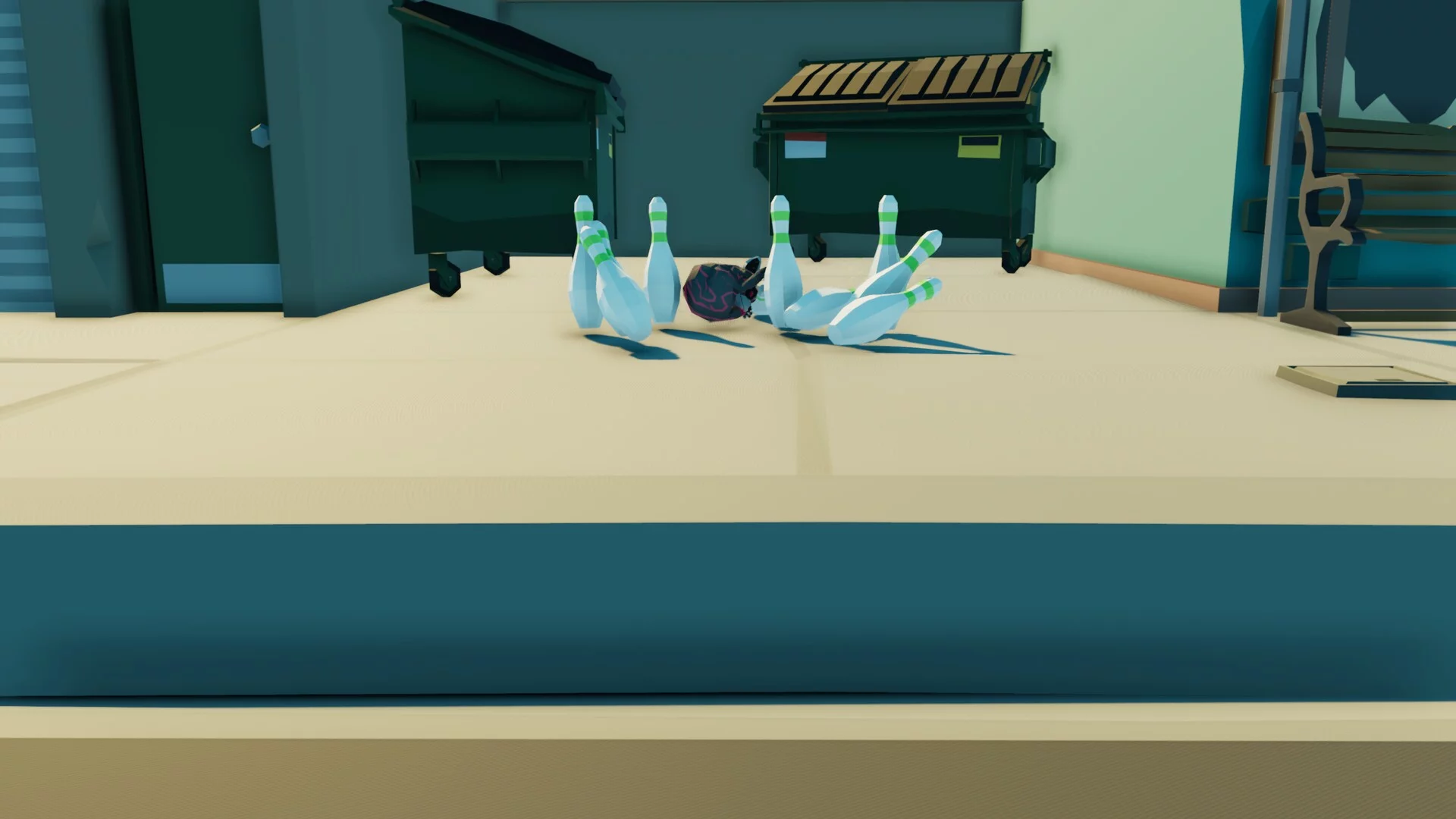 Изображение игры: Roxy Raccoon's Bowling Bash