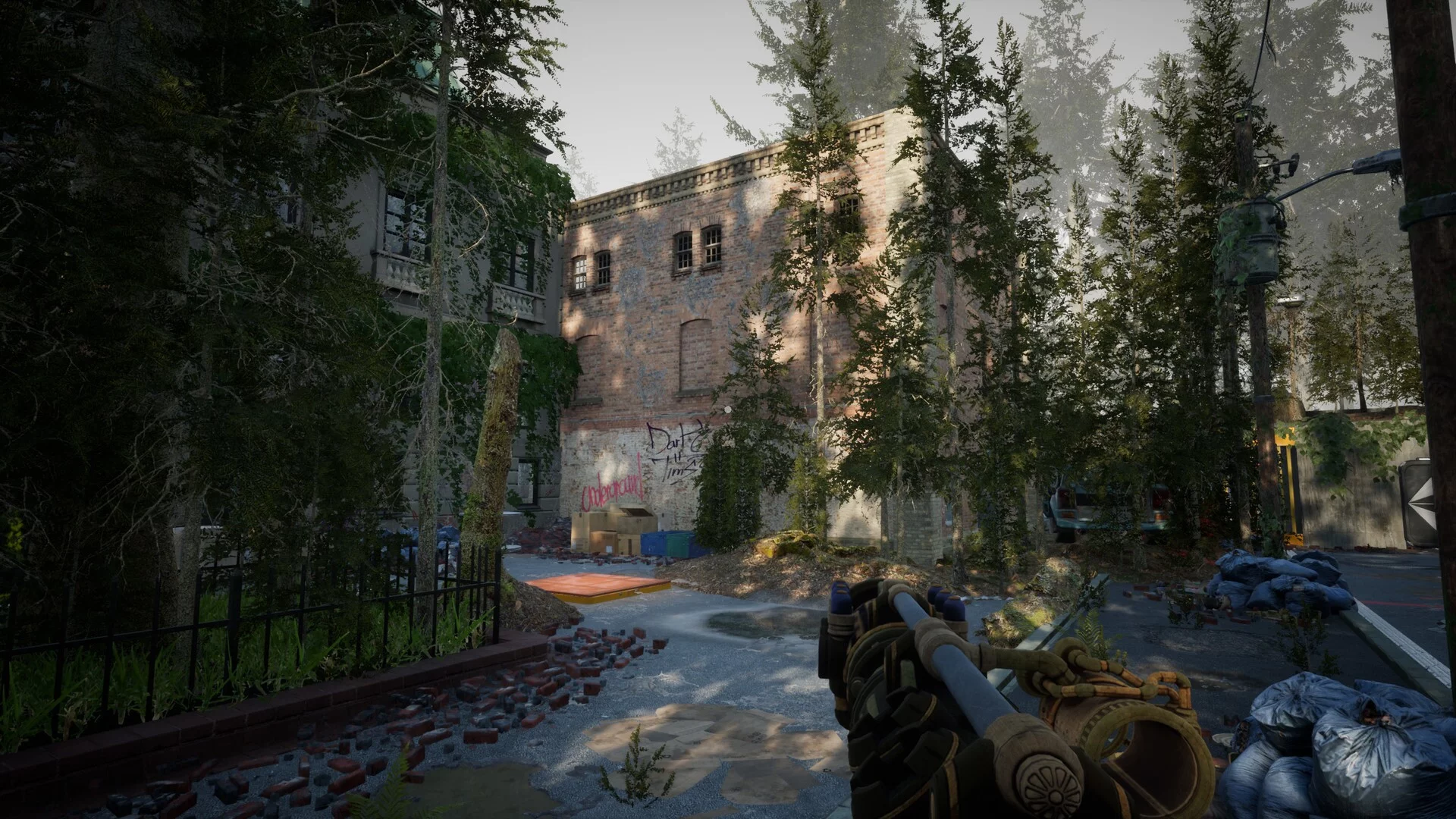 Изображение игры: The Forest Prison