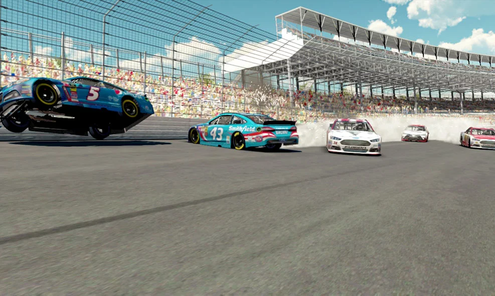 Изображение игры: NASCAR '15