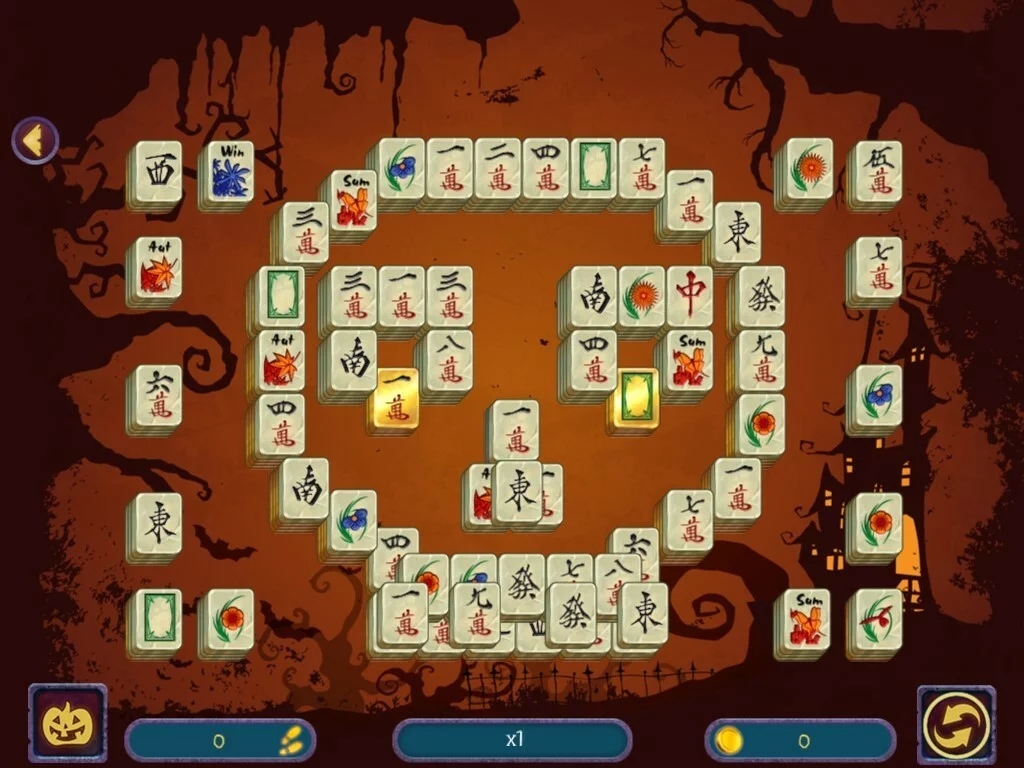 Изображение игры: Halloween Night Mahjong 2