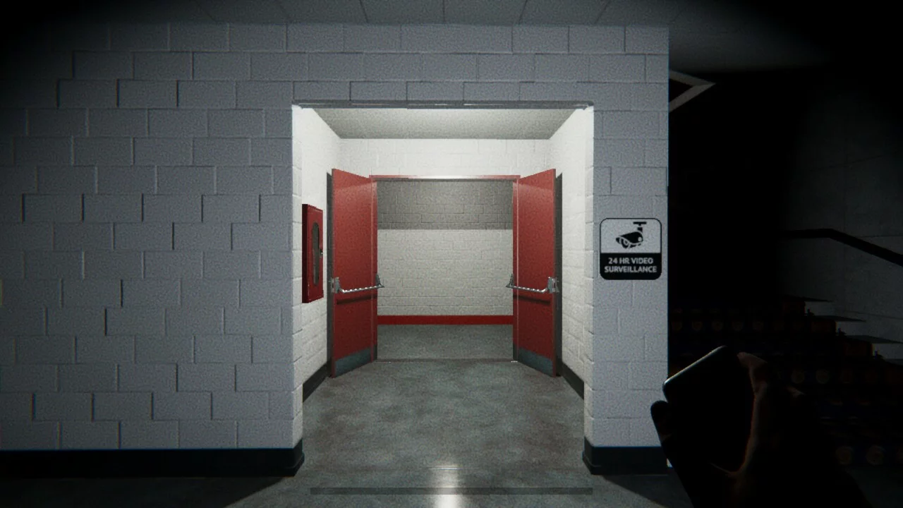 Изображение игры: Alone in the Office