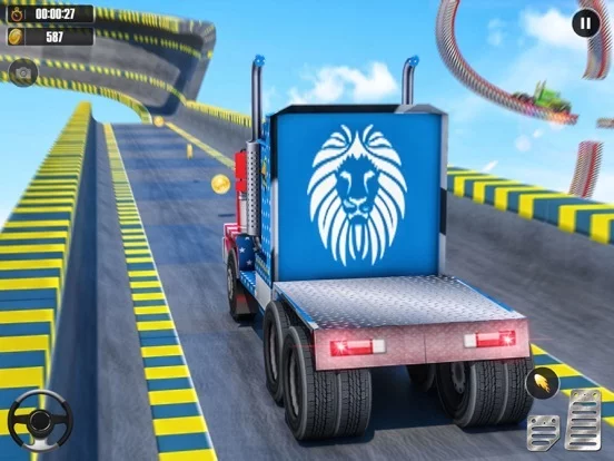 Изображение игры: Superhero Racing Car Stunts