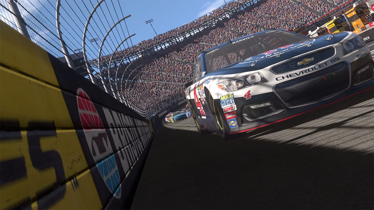 Изображение игры: NASCAR Heat Evolution