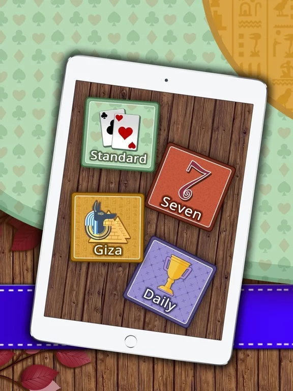 Изображение игры: Pyramid Solitaire Classic.