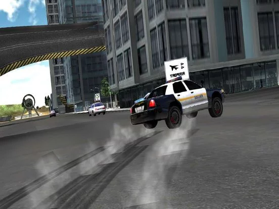 Изображение игры: City Traffic Police Car Driving