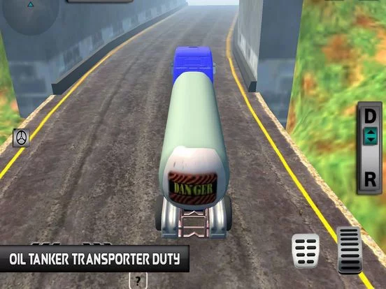Изображение игры: Hill Side Oil Tanker Transport