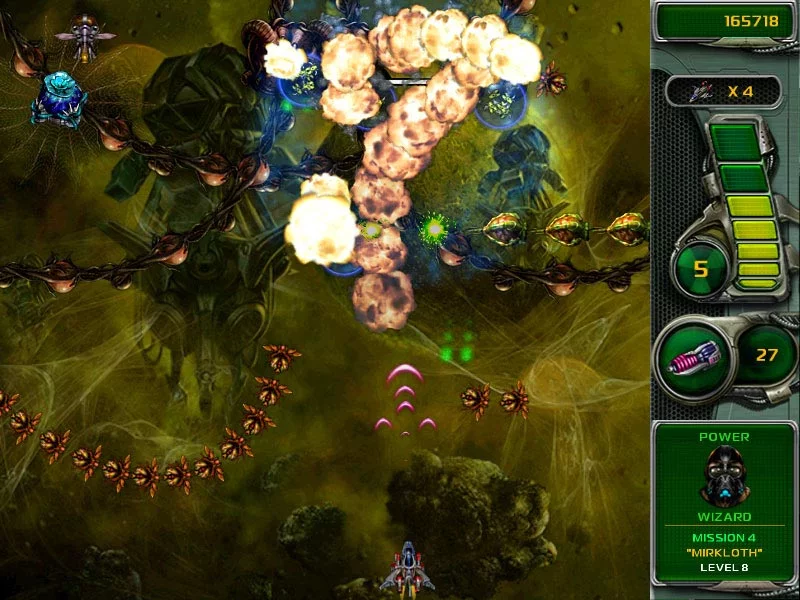Изображение игры: Star Defender 4