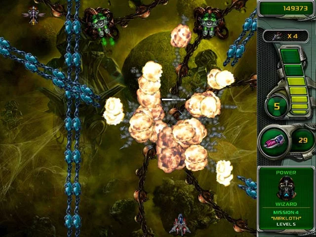 Изображение игры: Star Defender 4