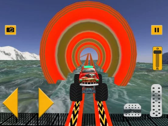 Изображение игры: Monster Truck Driving Games