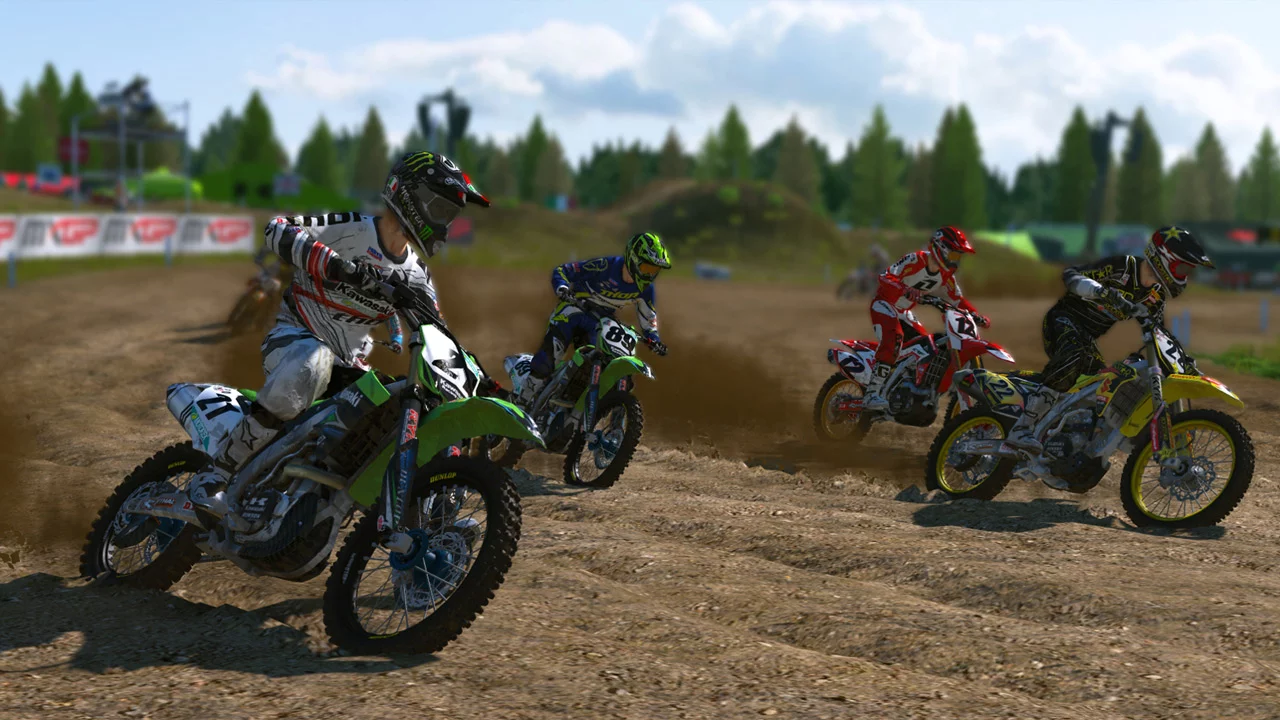 Изображение игры: MXGP - The Official Motocross Videogame Compact