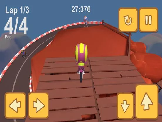 Изображение игры: Mini Bike: Off Road Dirt Race