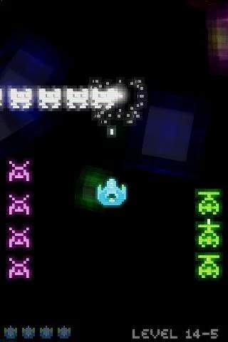 Изображение игры: Voxel Invaders