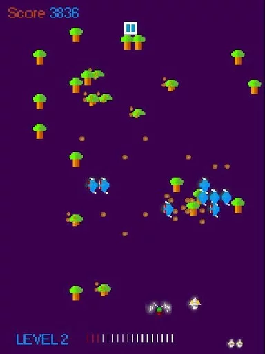 Изображение игры: Centiplode (Classic Centipede Shooter)