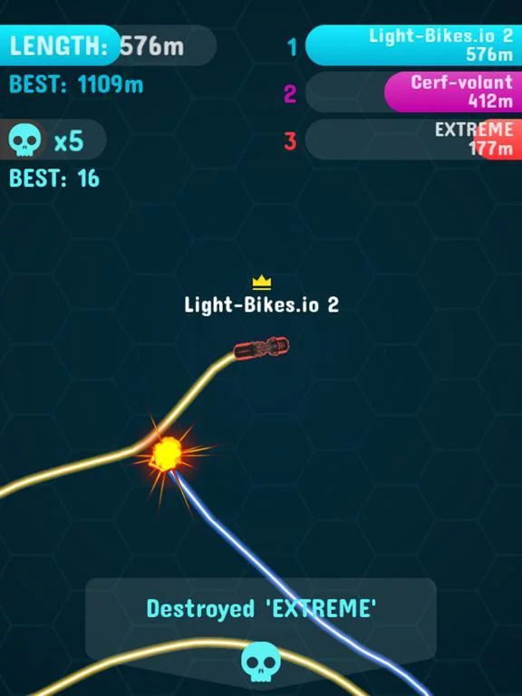 Изображение игры: Light-Bikes.io 2