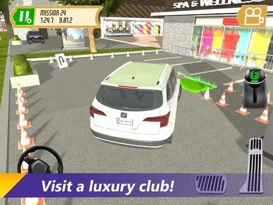 Изображение игры: Car Parking: VIP Summer Club