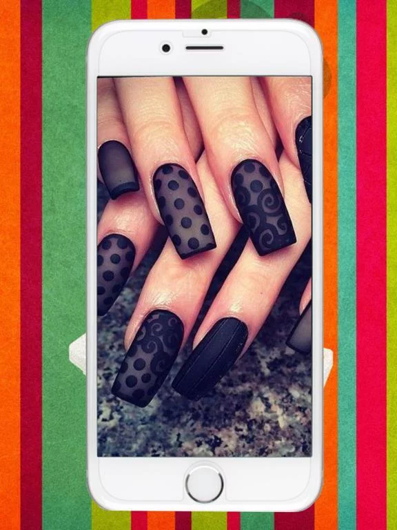 Изображение игры: Nails Art & Design (best examples how girls and women can decor nails art fashion at home salon) free game