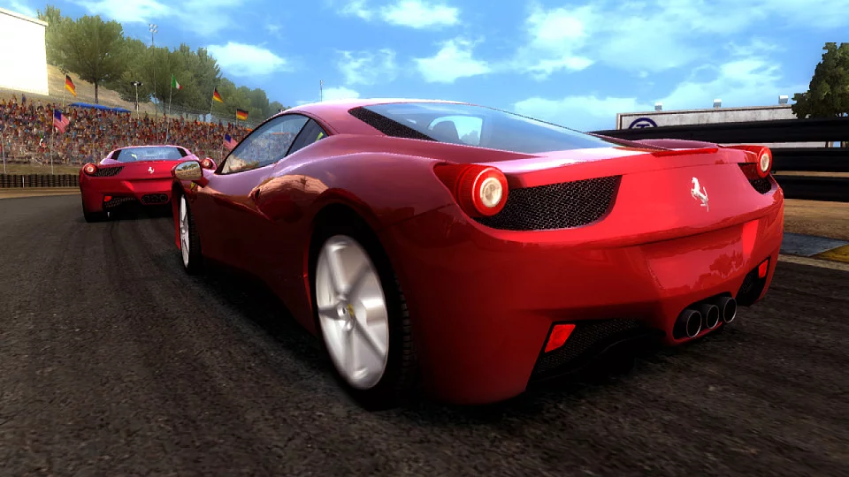 Изображение игры: Ferrari: The Race Experience
