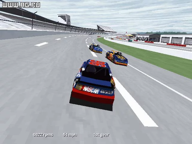 Изображение игры: NASCAR Racing 2