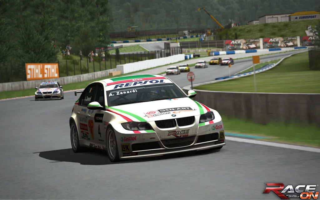Изображение игры: RACE On